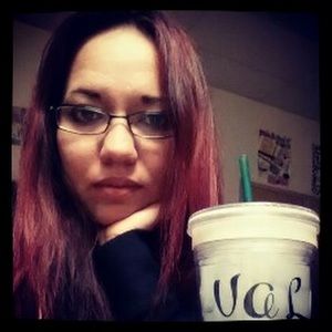 Meet your Posher, Valeria